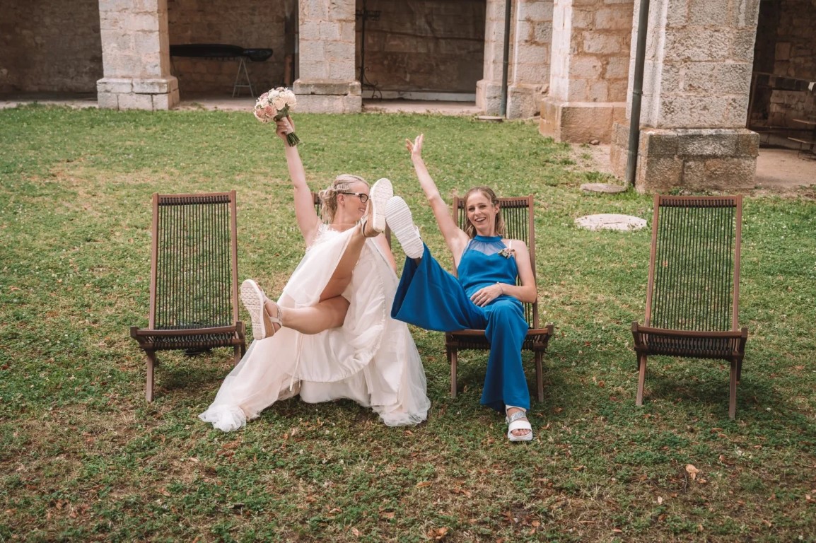 Eleganten poročni portret pri Otočcu